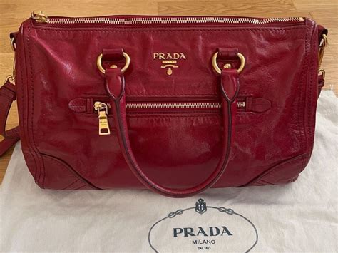 prada tasche rot leder